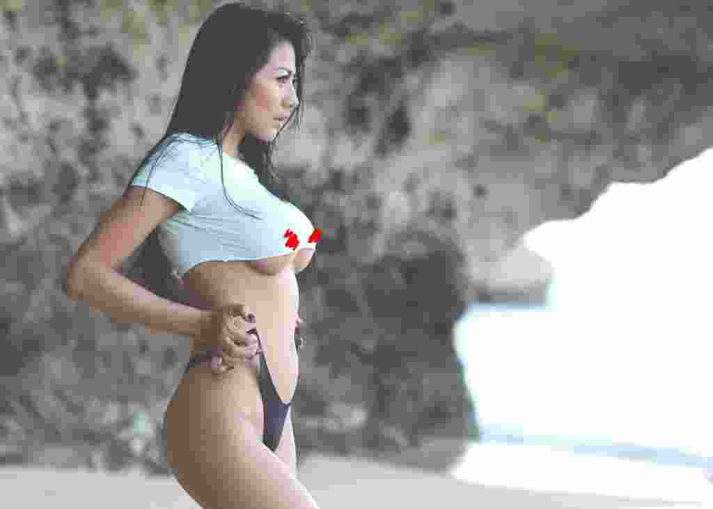 Jelly Jelo, Model Seksi Indonesia Promosikan Persib ke Negara Sakura4